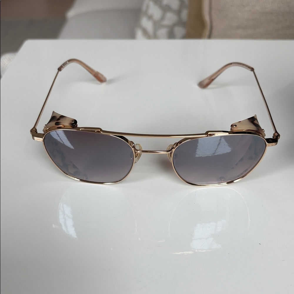 NWOT KREWE Earhart Blinker Sunglasses in Matte Oyster Petal - Picture 4 of 8